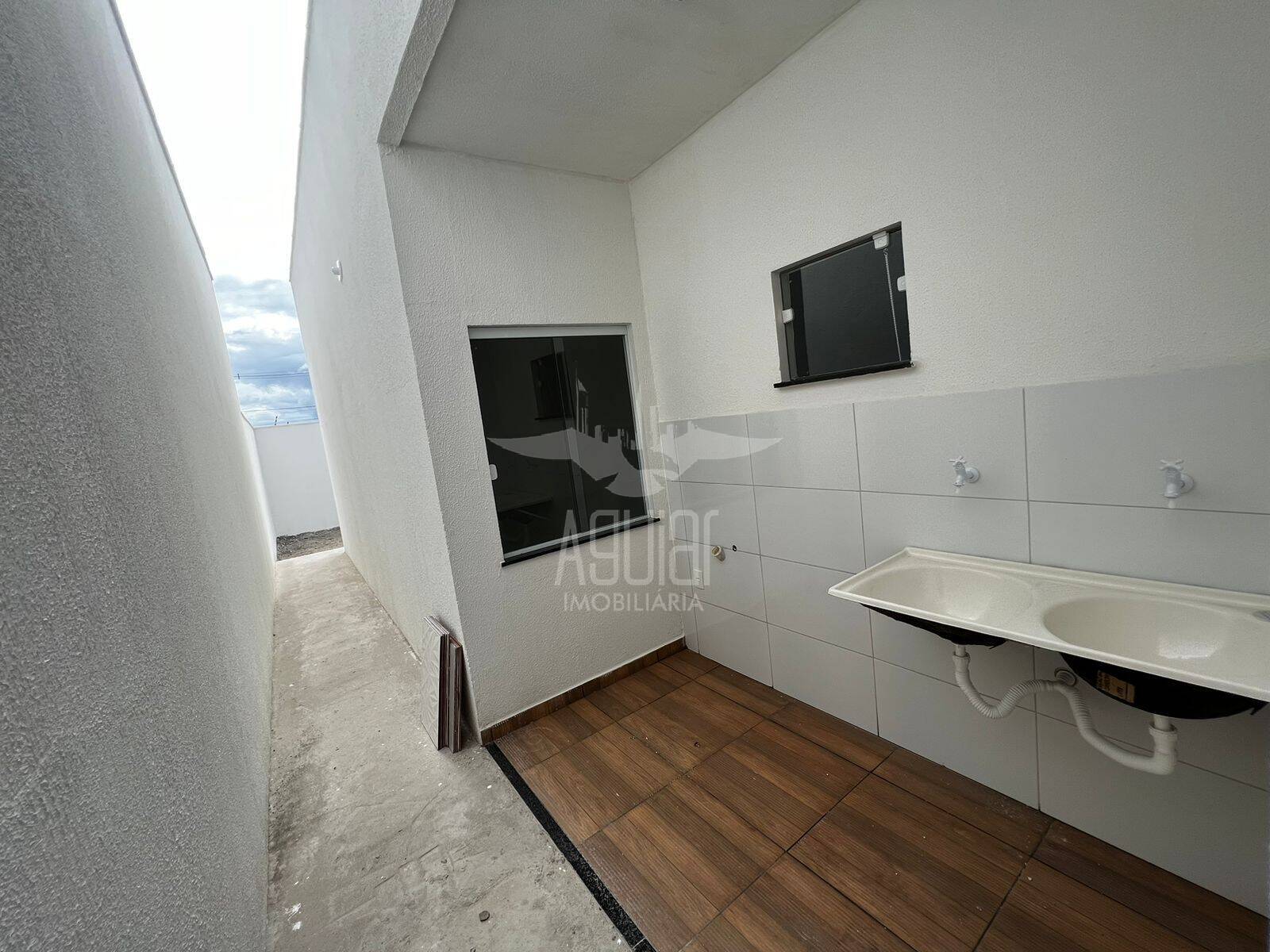 Casa à venda com 2 quartos, 68m² - Foto 16