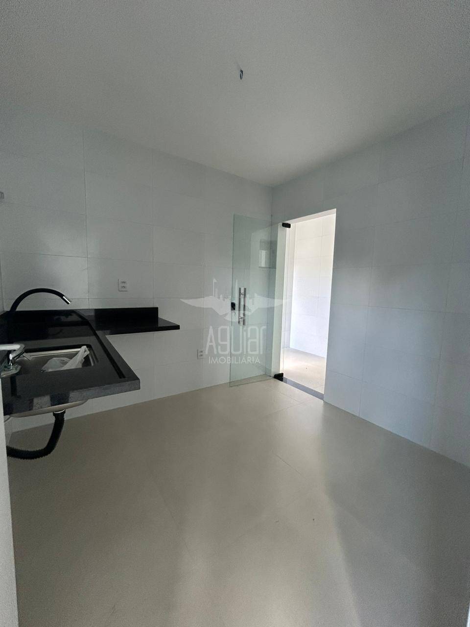 Casa à venda com 3 quartos, 108m² - Foto 5