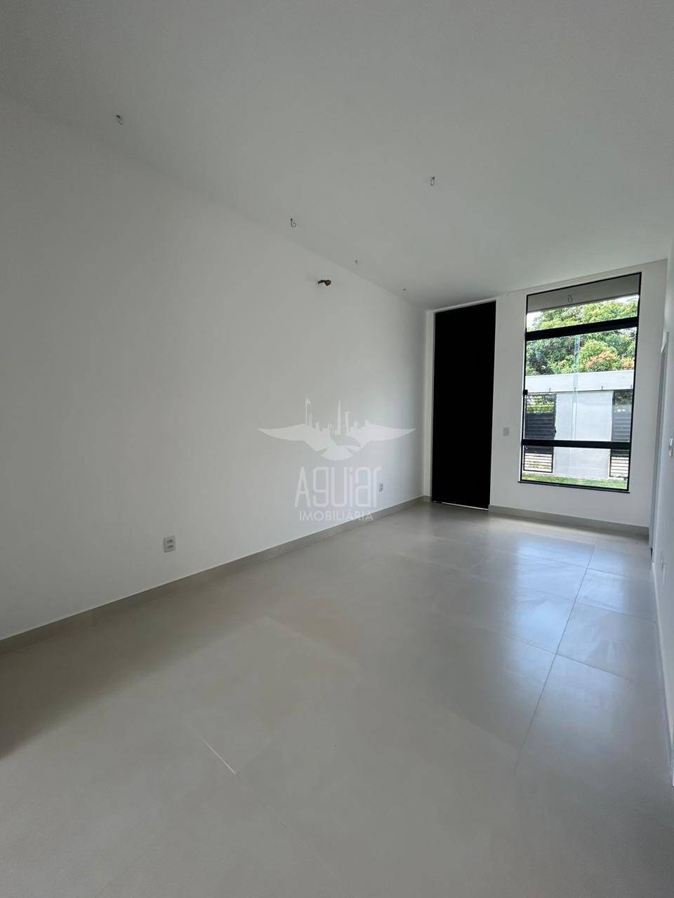 Casa à venda com 3 quartos, 108m² - Foto 3