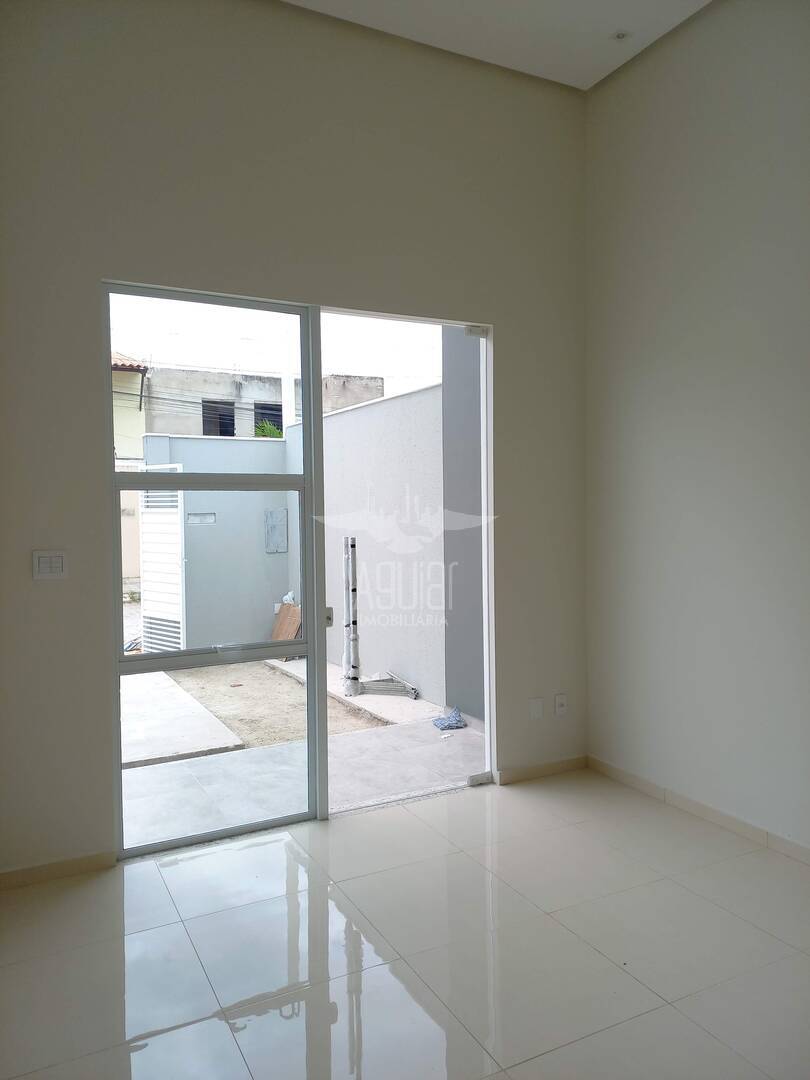 Casa à venda com 3 quartos, 102m² - Foto 9