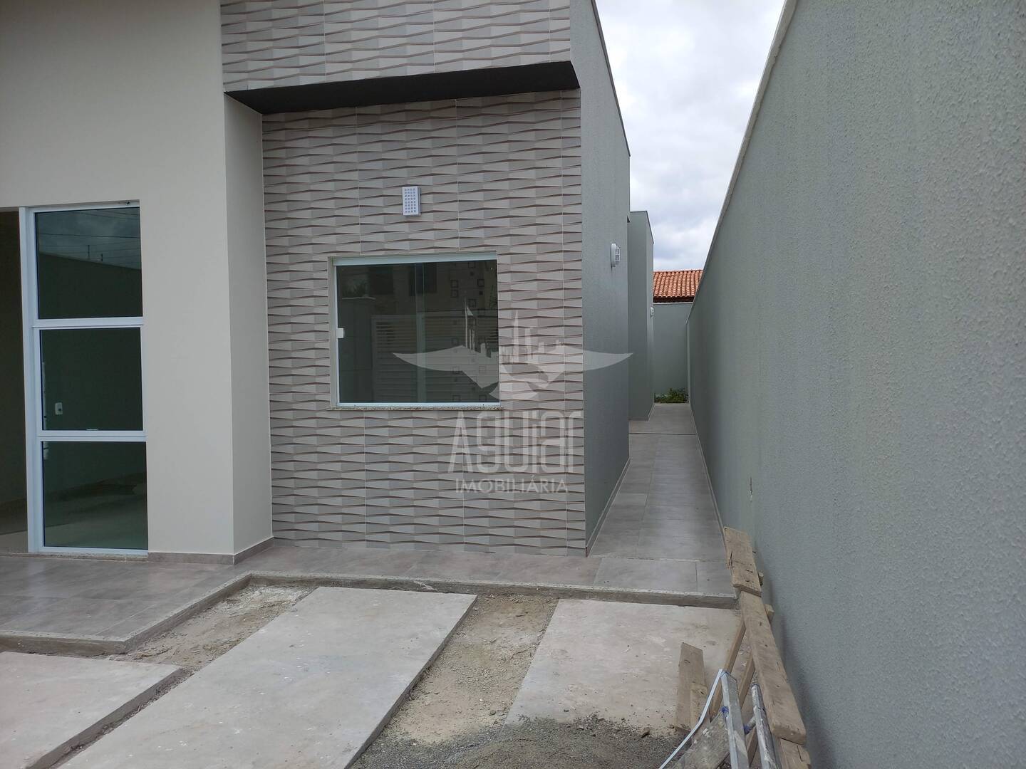 Casa à venda com 3 quartos, 102m² - Foto 5