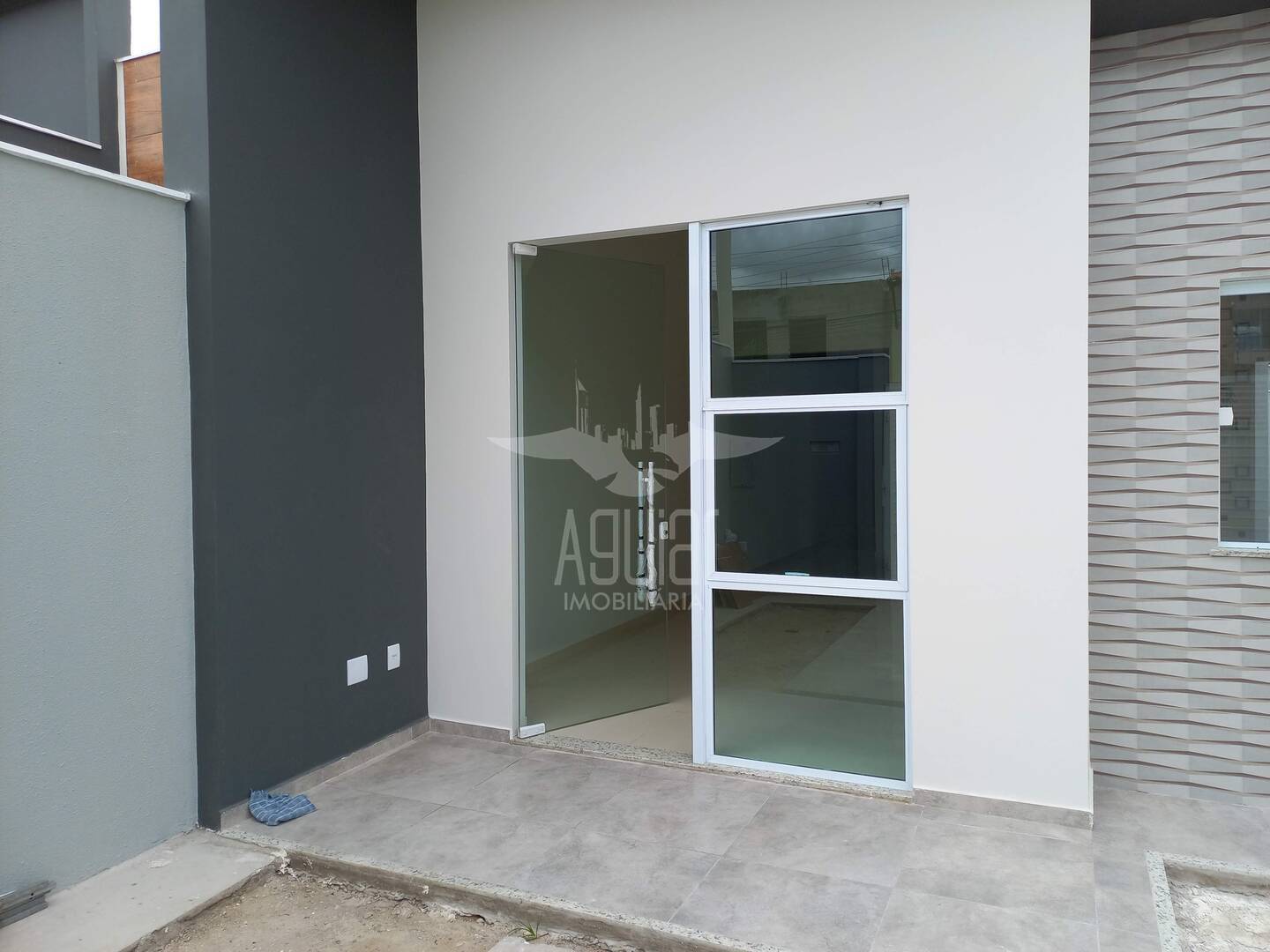 Casa à venda com 3 quartos, 102m² - Foto 8