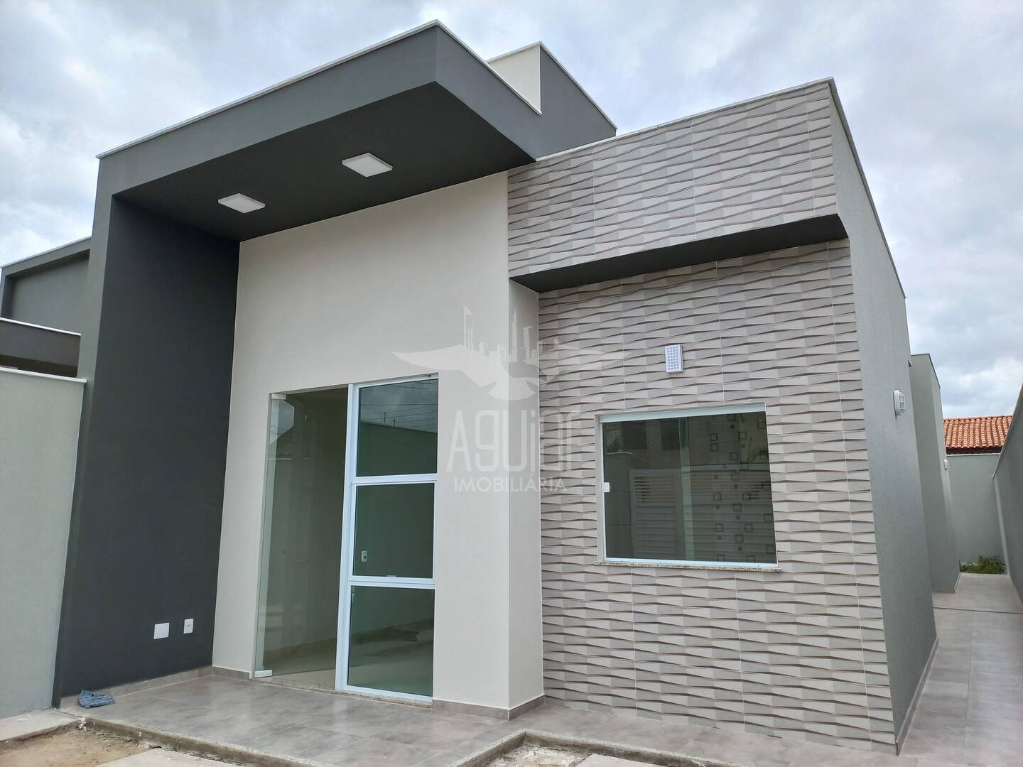 Casa à venda com 3 quartos, 102m² - Foto 3