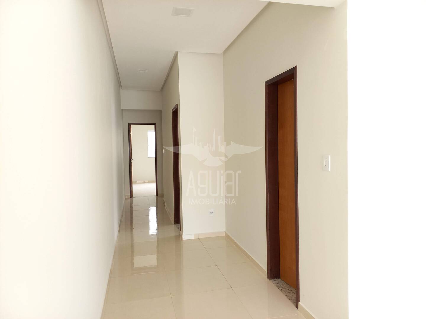 Casa à venda com 3 quartos, 102m² - Foto 13