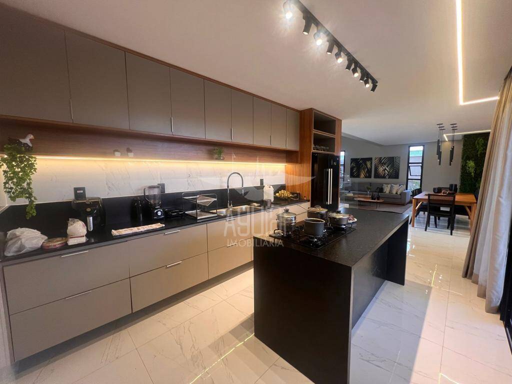 Casa à venda com 4 quartos, 285m² - Foto 12