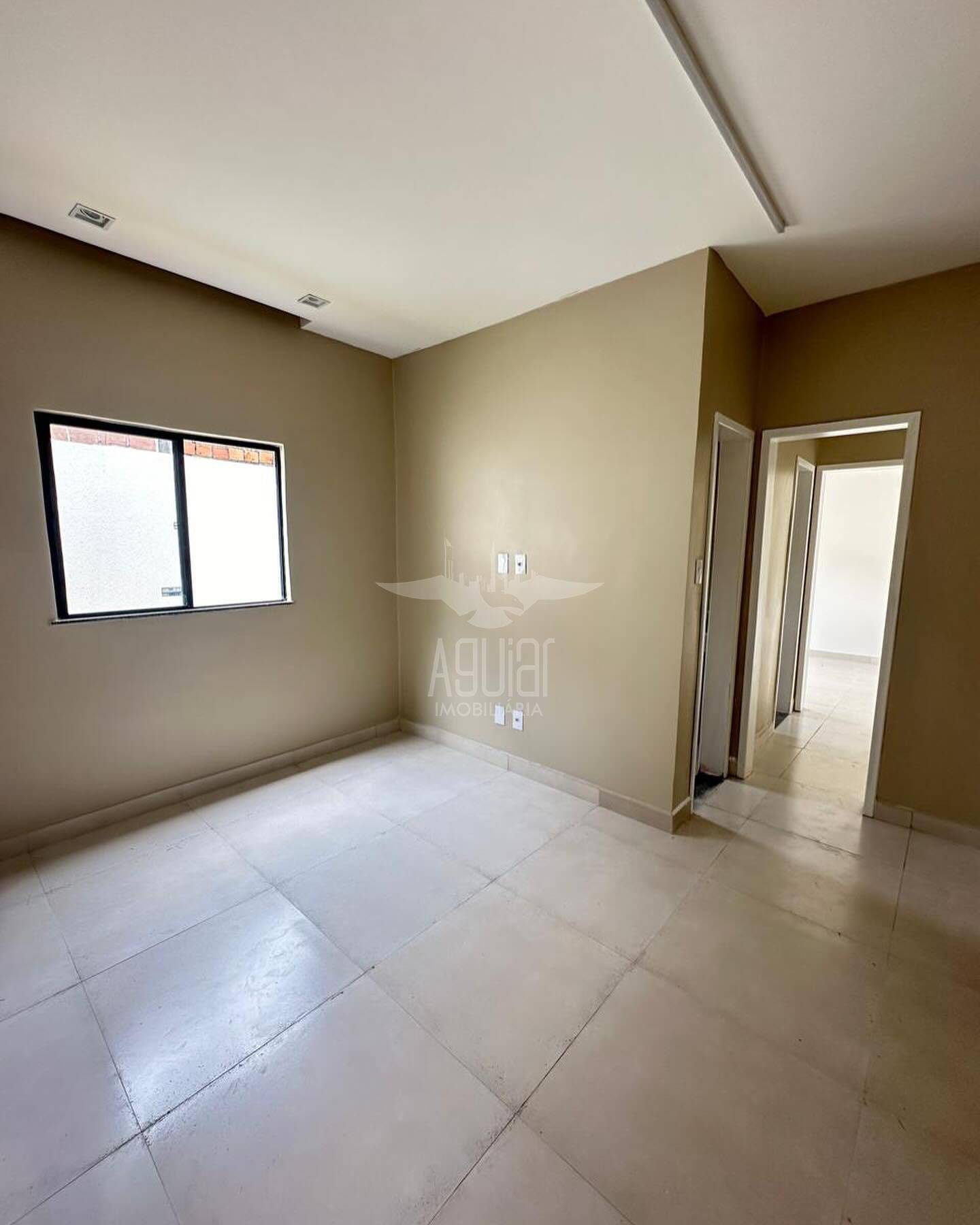 Casa à venda com 2 quartos, 55m² - Foto 13