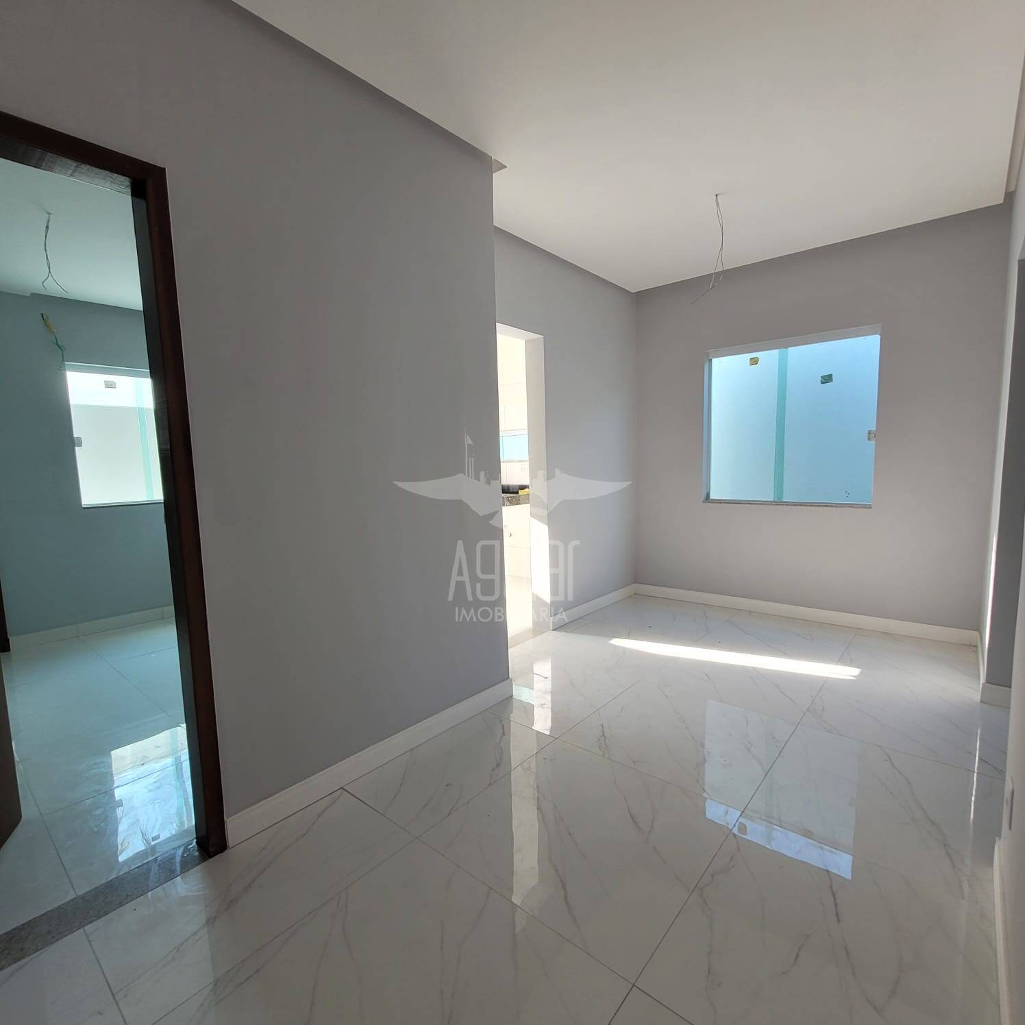 Casa à venda com 4 quartos, 162m² - Foto 4