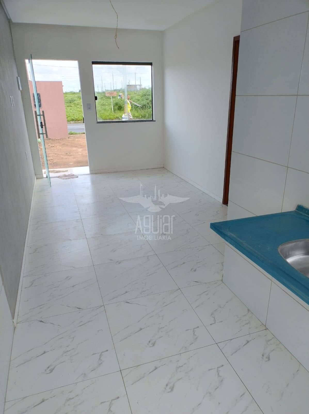 Casa à venda com 2 quartos, 41m² - Foto 8