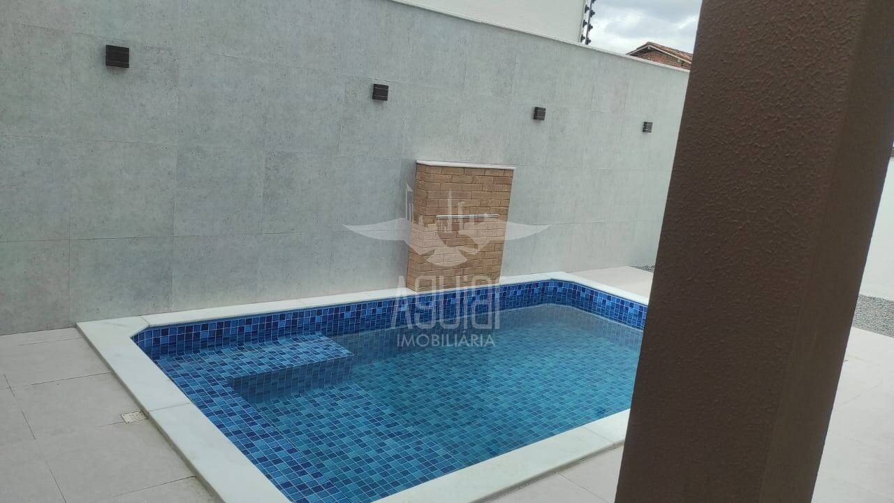 Casa à venda com 3 quartos, 120m² - Foto 14