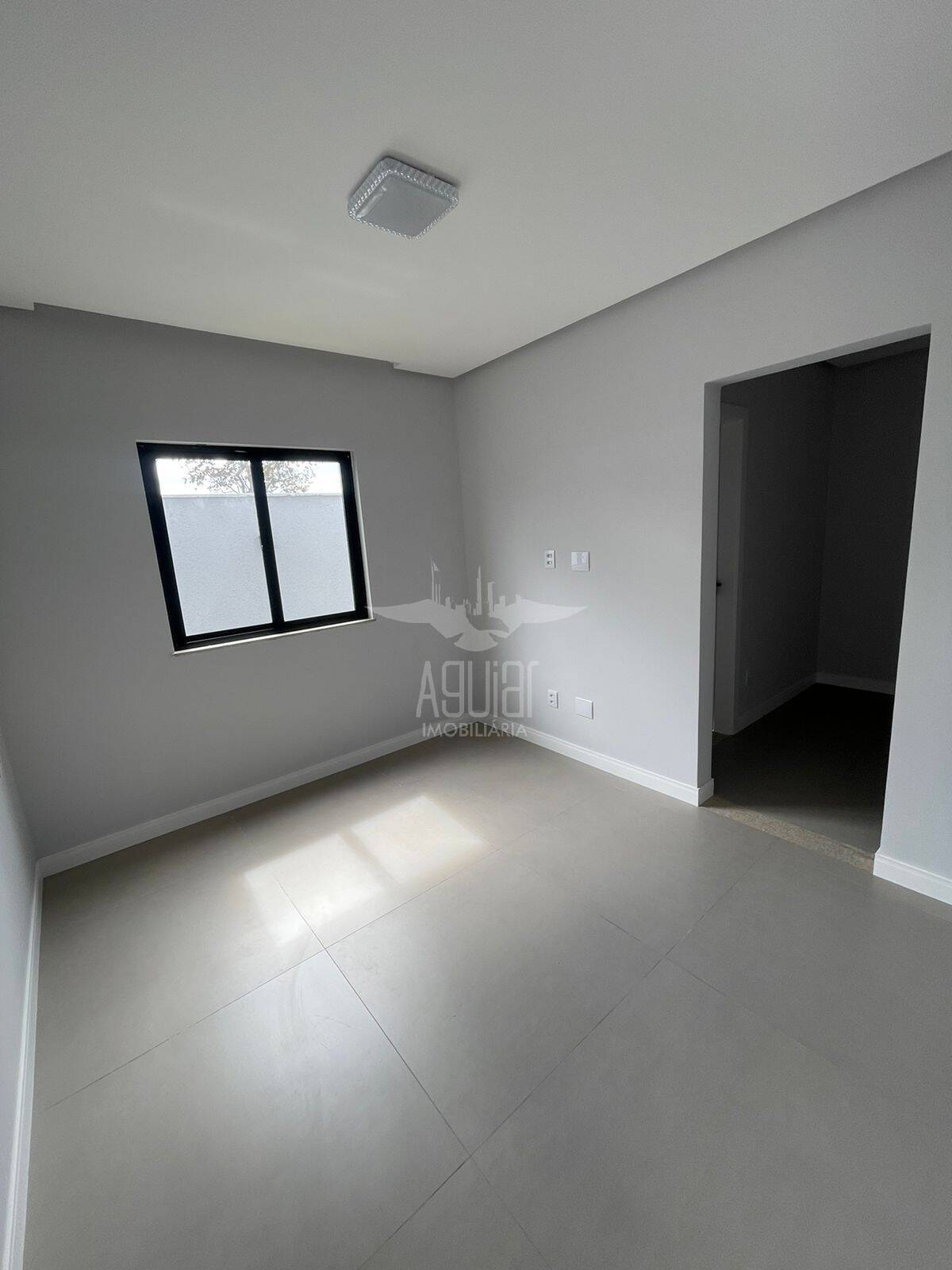 Casa à venda com 3 quartos, 253m² - Foto 11