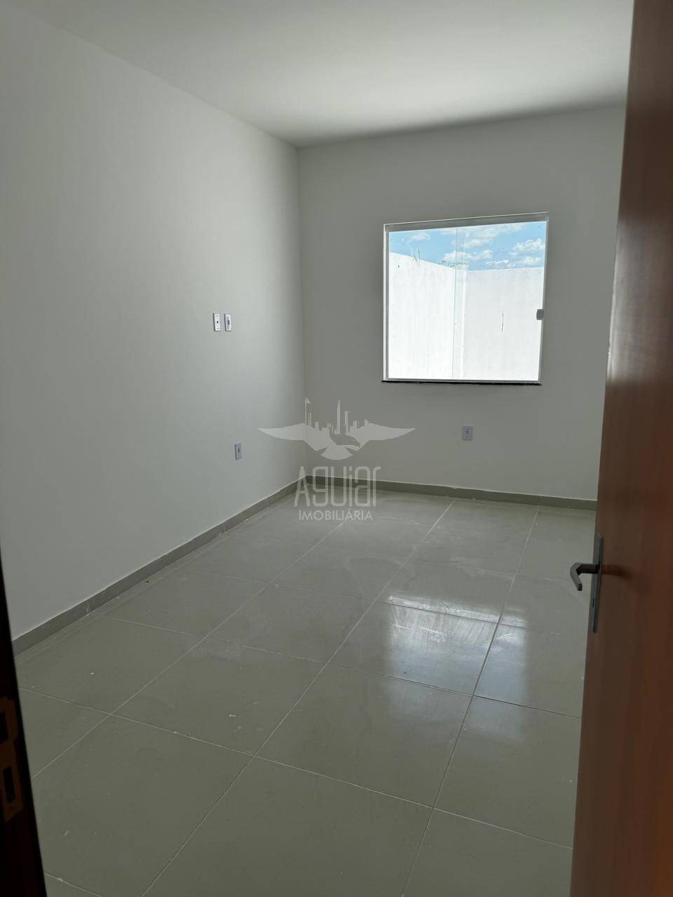 Casa à venda com 2 quartos, 59m² - Foto 6