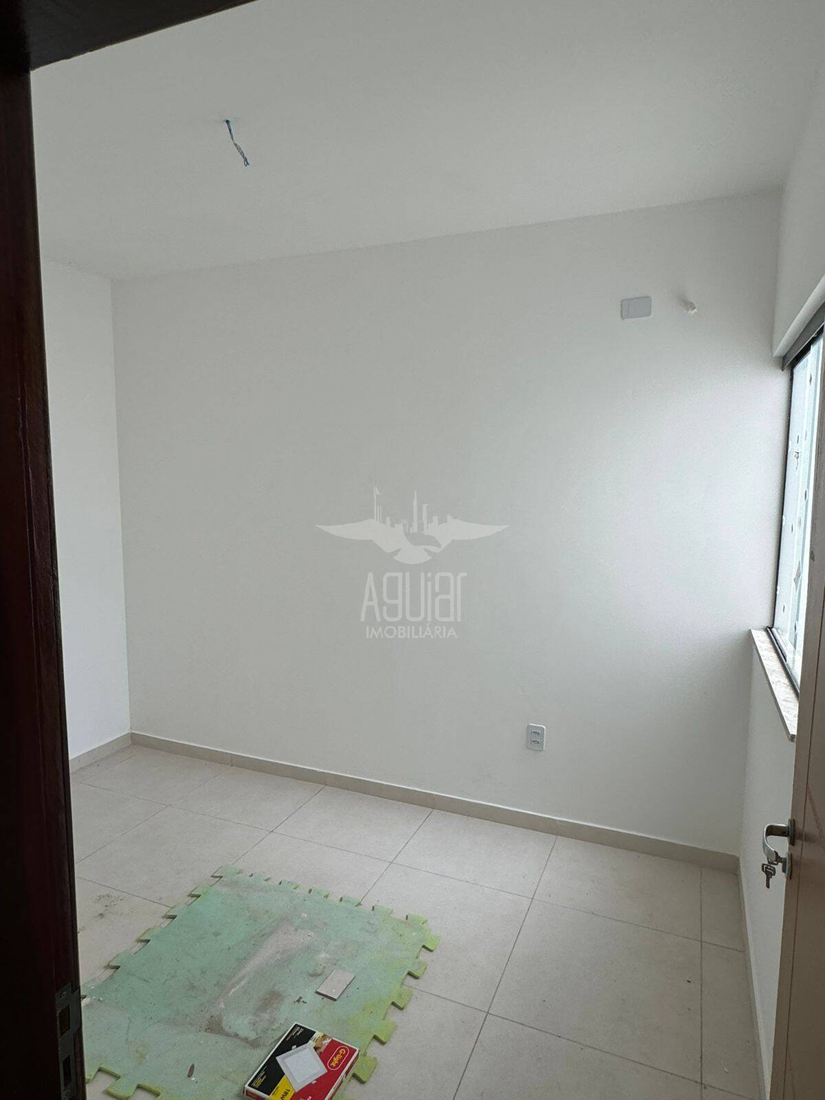 Casa à venda com 3 quartos, 80m² - Foto 7