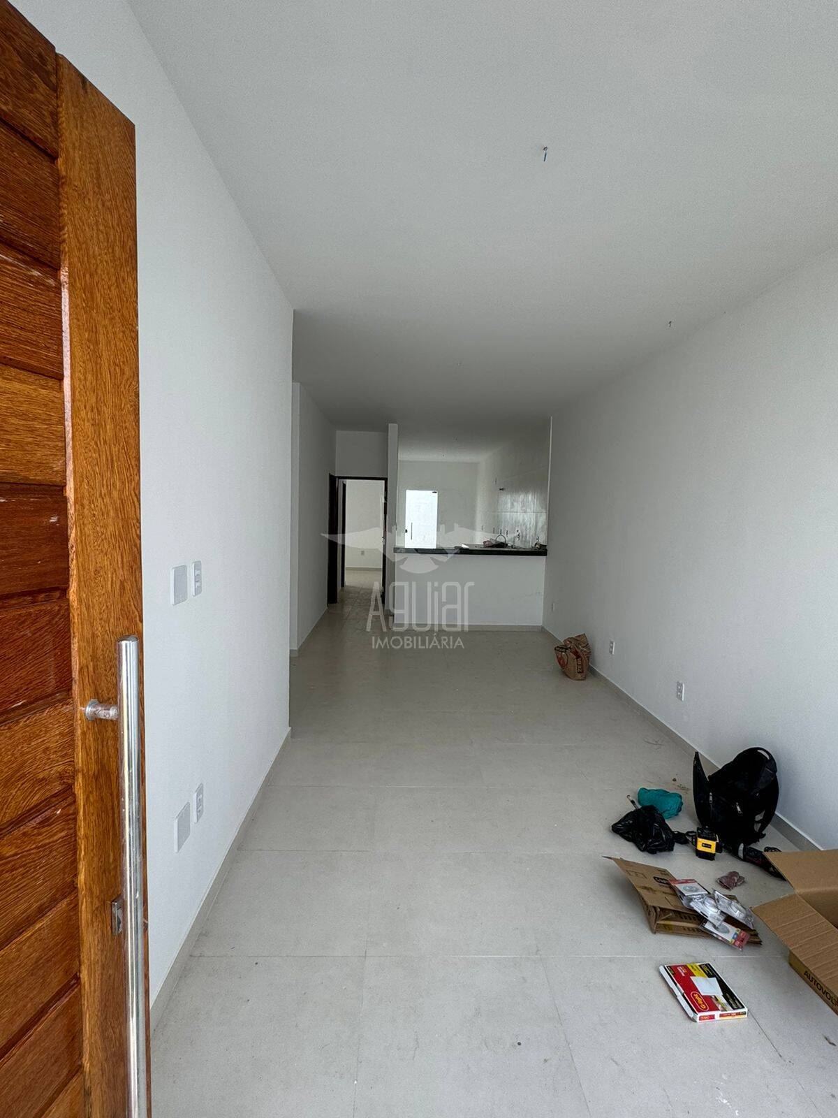 Casa à venda com 3 quartos, 80m² - Foto 4