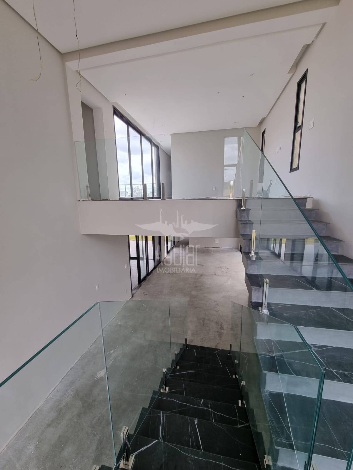 Casa à venda com 4 quartos, 392m² - Foto 6