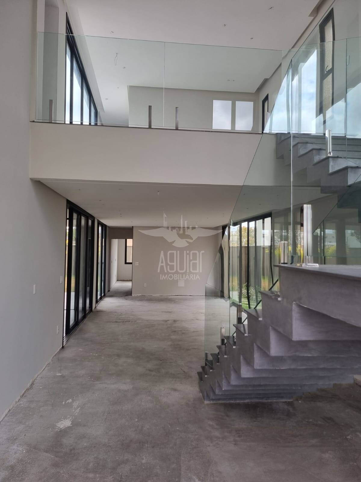 Casa à venda com 4 quartos, 392m² - Foto 4