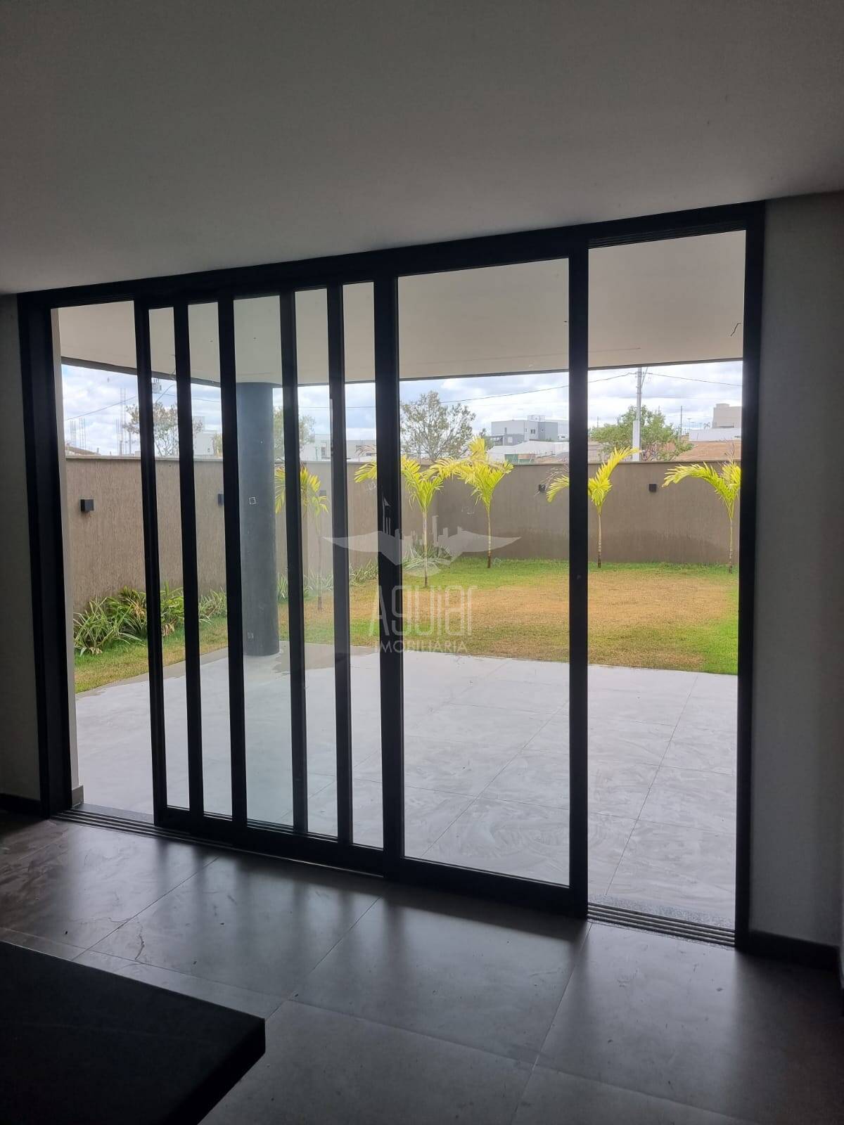 Casa à venda com 4 quartos, 392m² - Foto 9