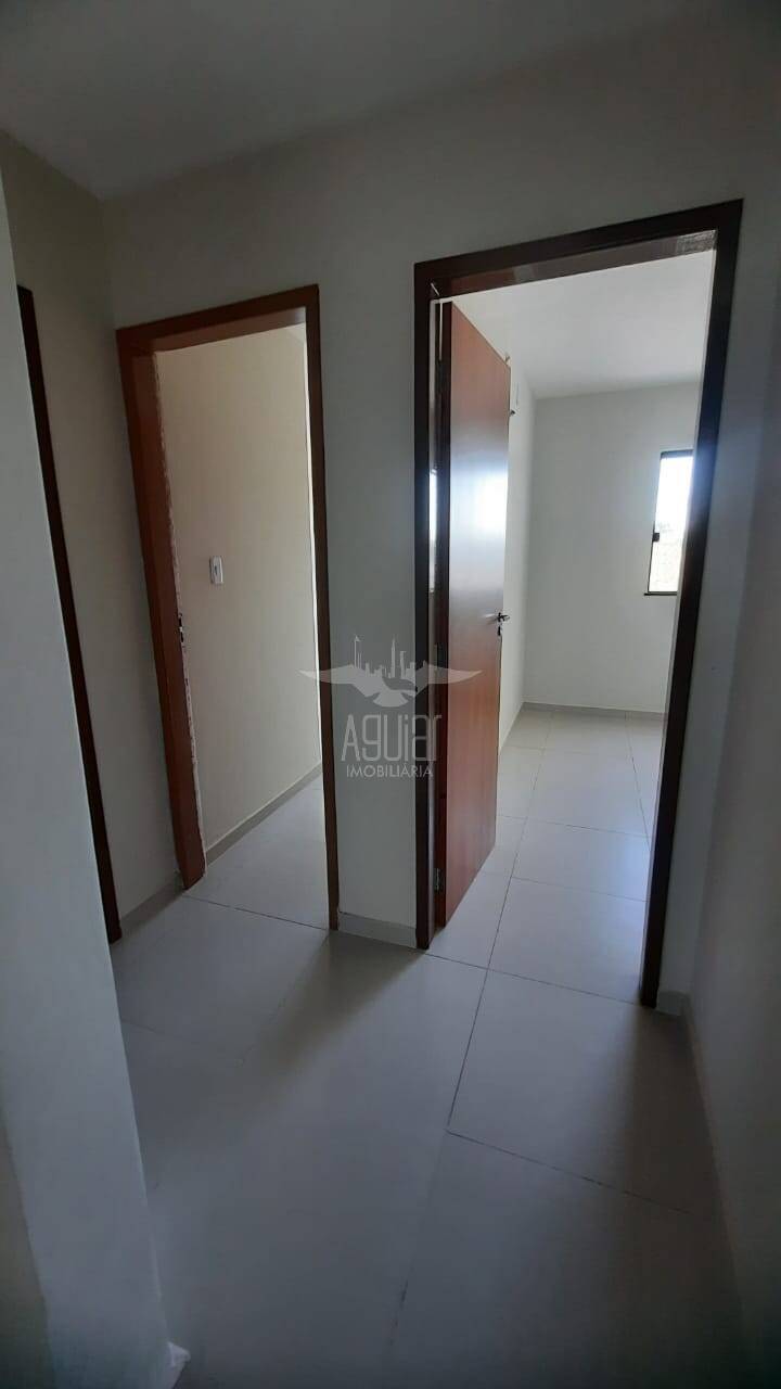 Casa à venda com 3 quartos, 114m² - Foto 10