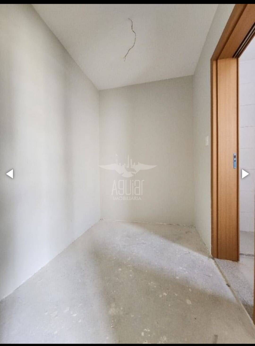 Casa à venda com 4 quartos, 150m² - Foto 14