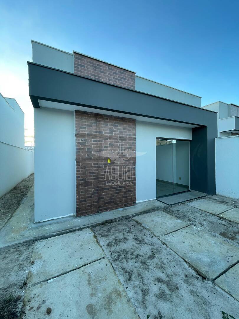 Casa à venda com 2 quartos, 59m² - Foto 2