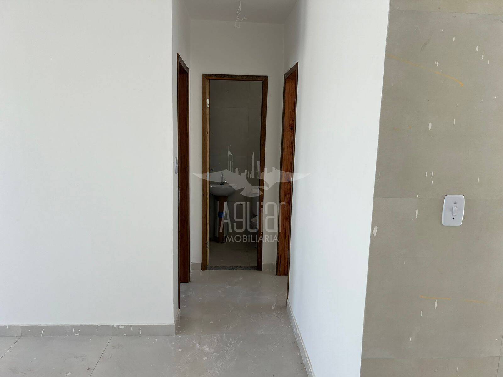 Casa à venda com 2 quartos, 56m² - Foto 3