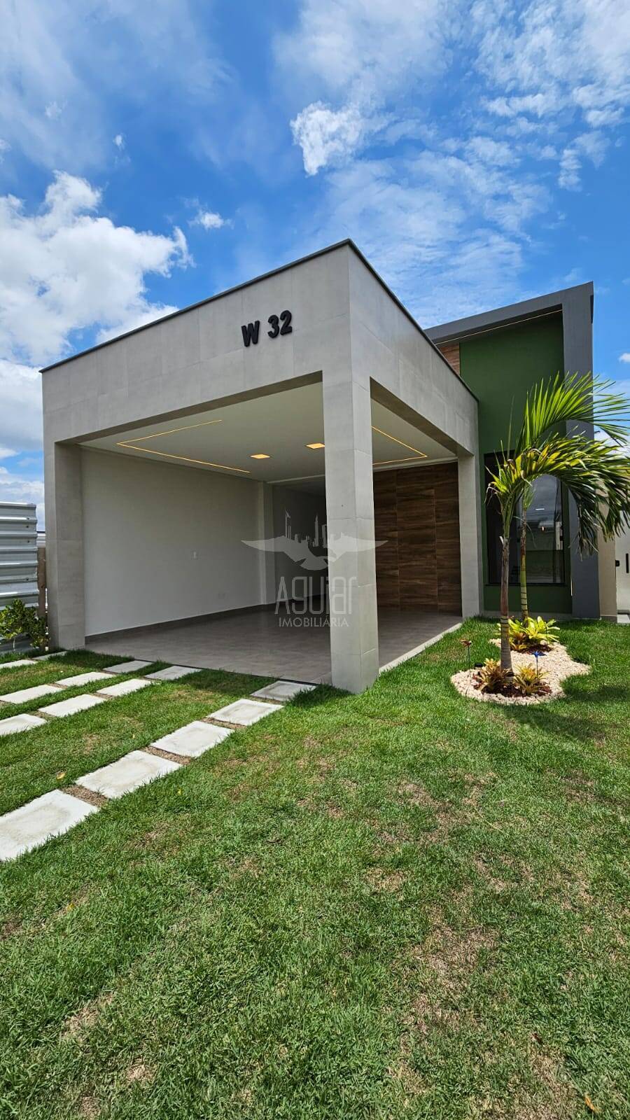 Casa à venda com 3 quartos, 145m² - Foto 2