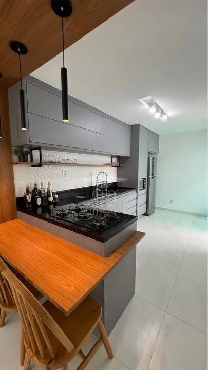 Casa à venda com 2 quartos, 130m² - Foto 8