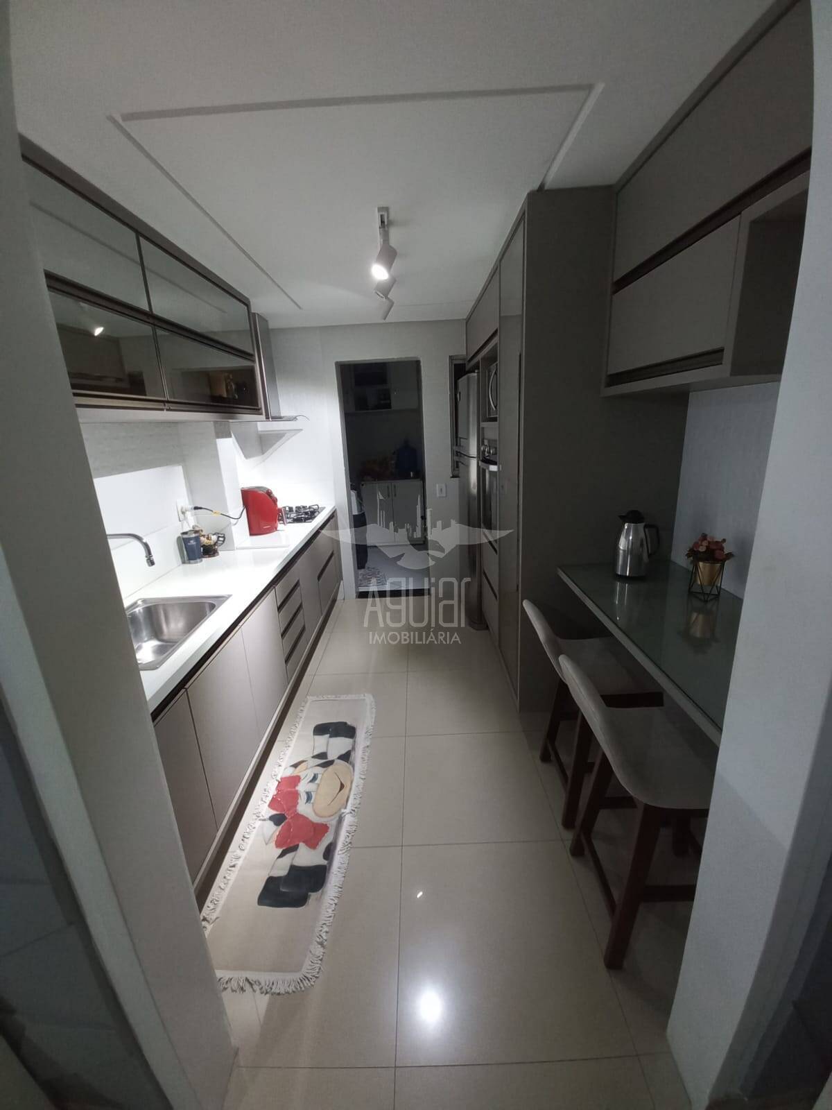 Casa à venda com 2 quartos, 65m² - Foto 6