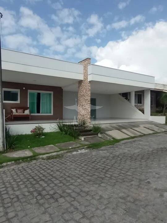 Casa à venda com 4 quartos, 180m² - Foto 1