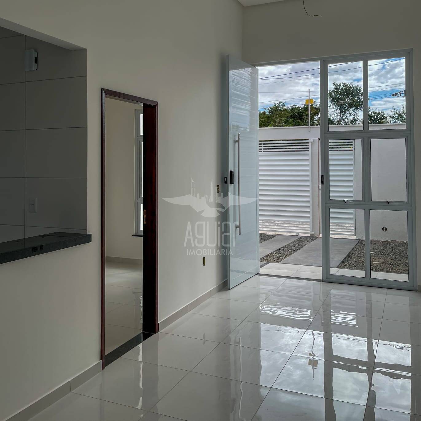 Casa à venda com 2 quartos, 68m² - Foto 6