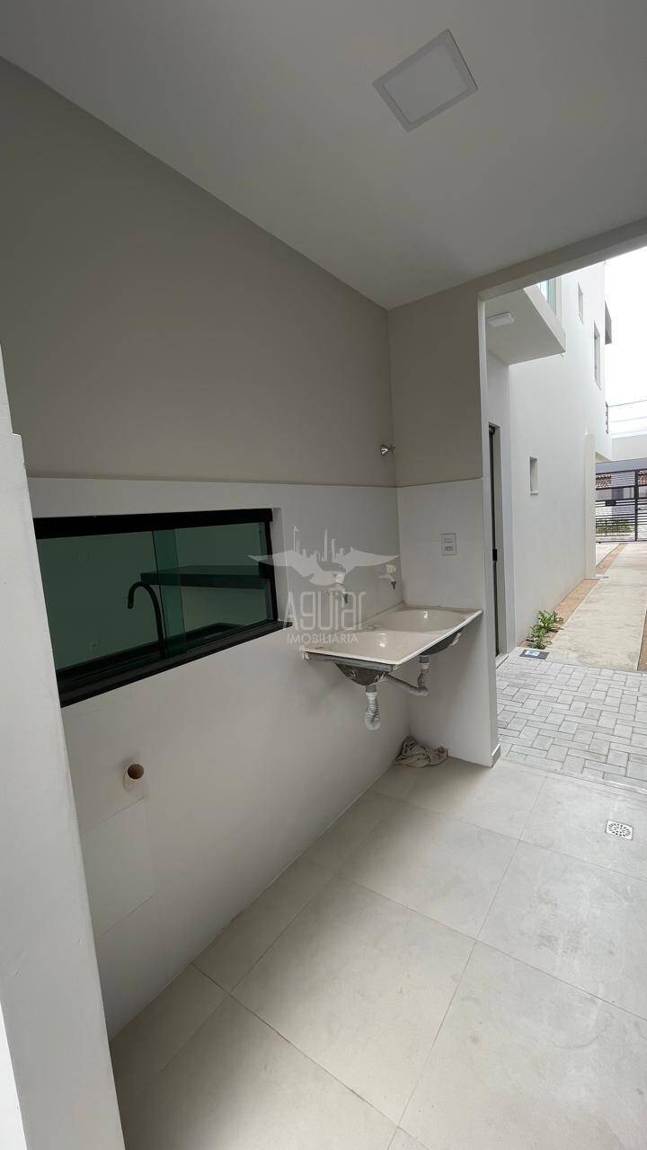 Casa à venda com 3 quartos, 132m² - Foto 8