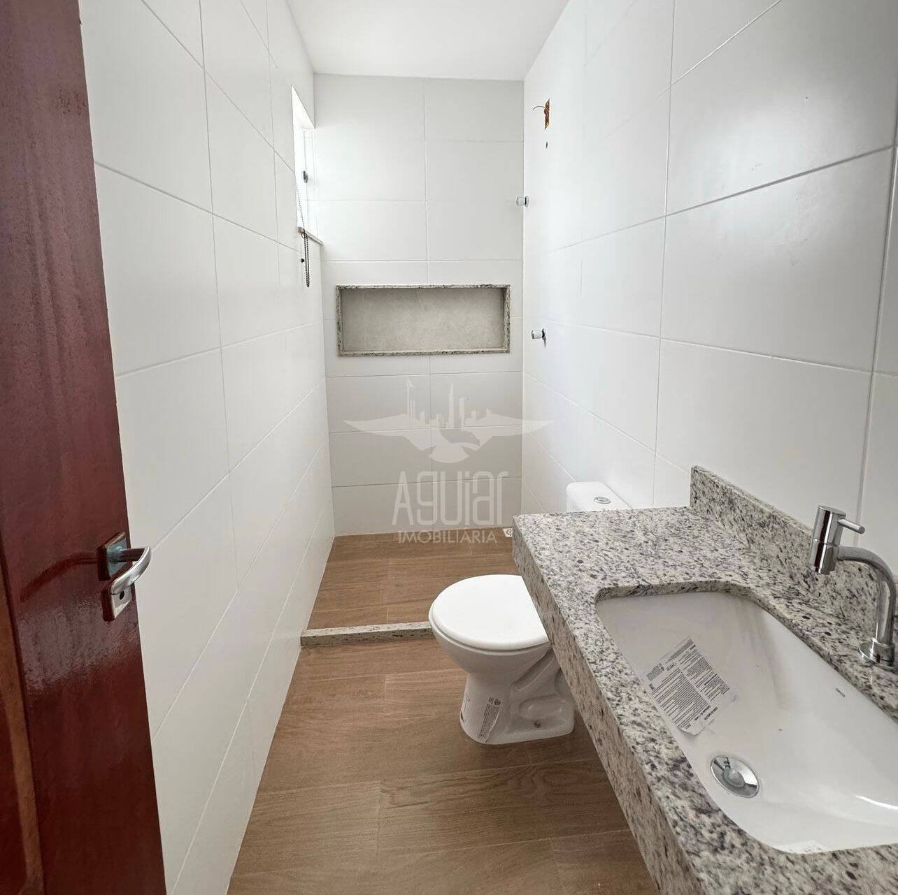 Casa à venda com 3 quartos, 77m² - Foto 4