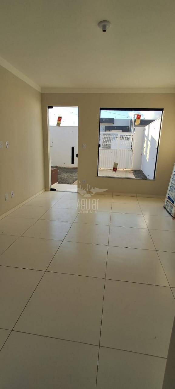 Casa à venda com 2 quartos, 58m² - Foto 5