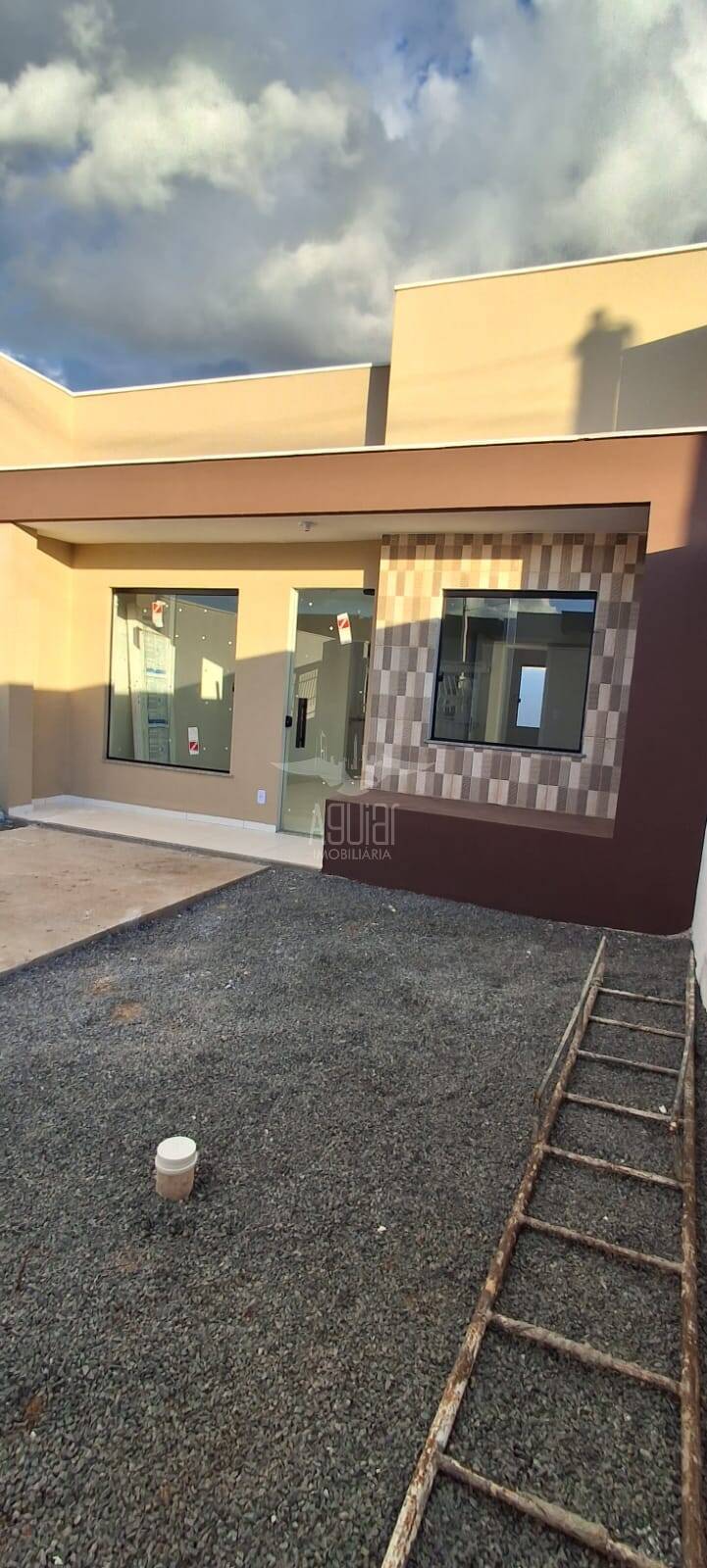 Casa à venda com 2 quartos, 58m² - Foto 3