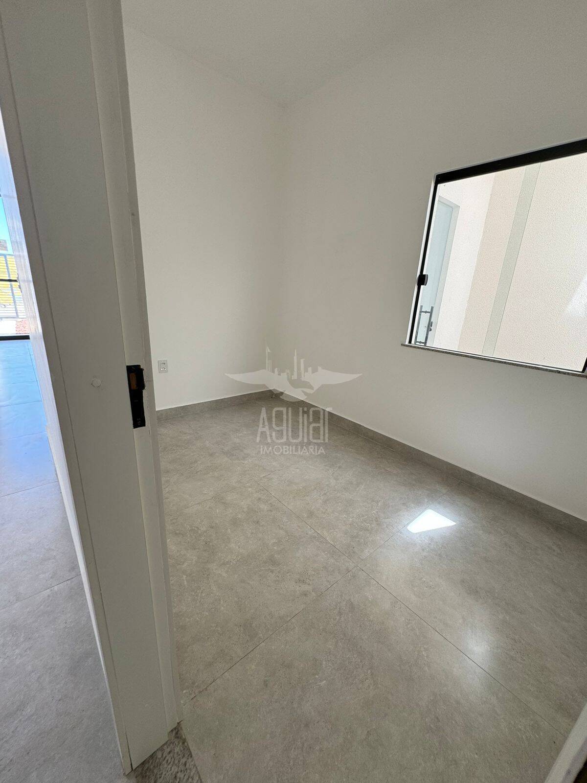 Casa à venda com 3 quartos, 150m² - Foto 9