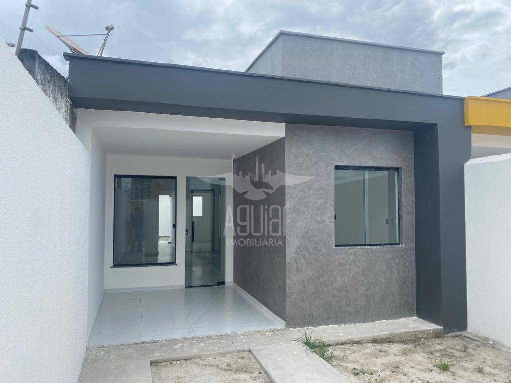 Casa à venda com 2 quartos, 66m² - Foto 1