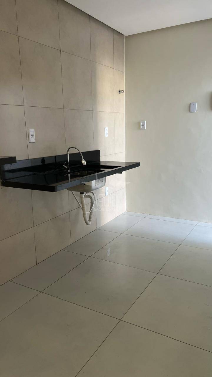 Casa à venda com 3 quartos, 150m² - Foto 8