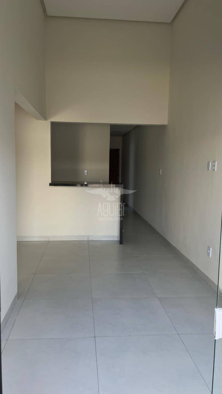 Casa à venda com 3 quartos, 150m² - Foto 4