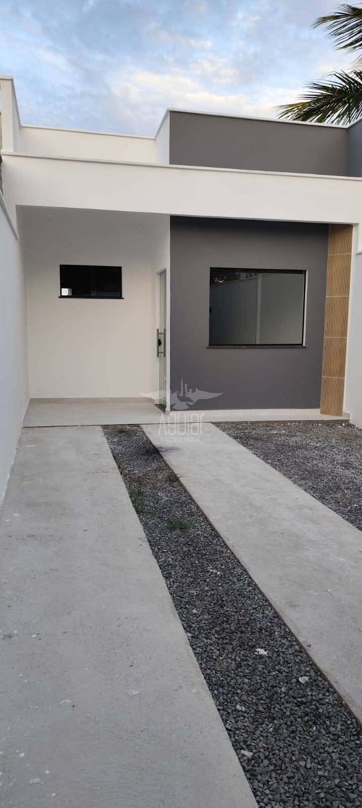 Casa à venda com 2 quartos, 150m² - Foto 2