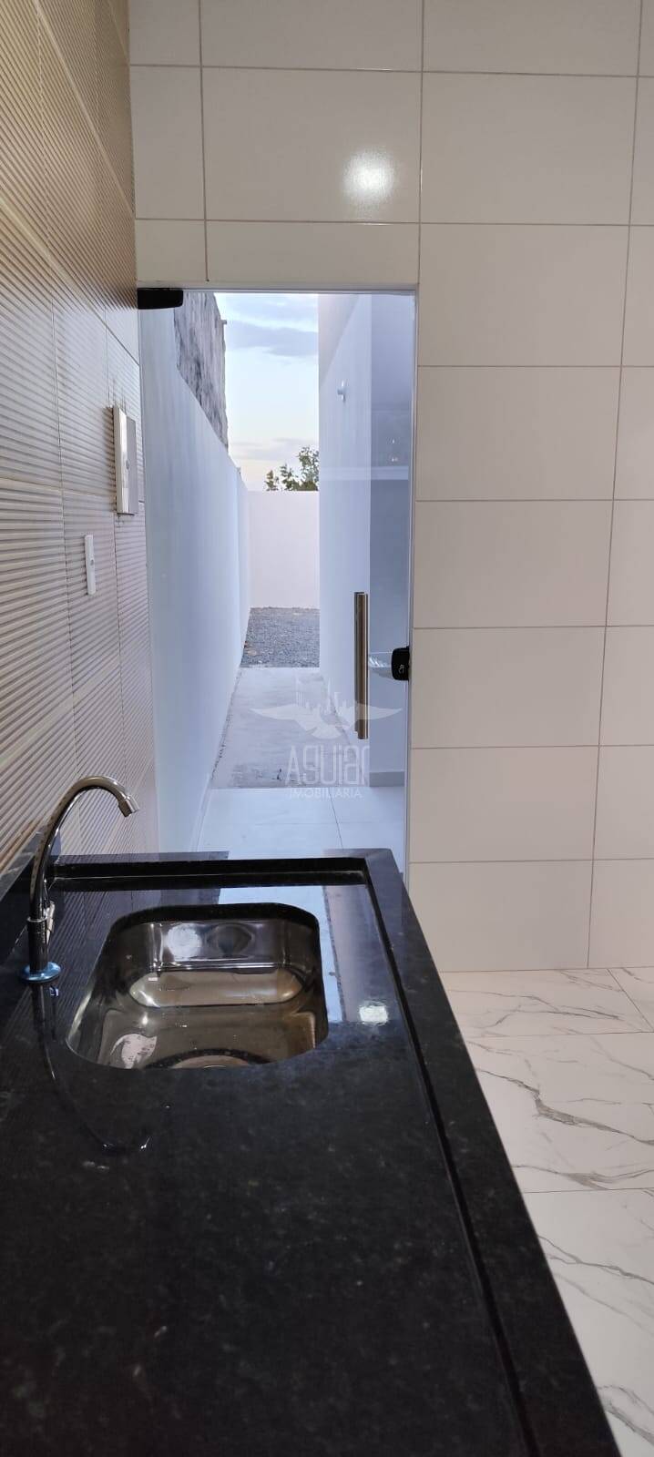 Casa à venda com 2 quartos, 150m² - Foto 7