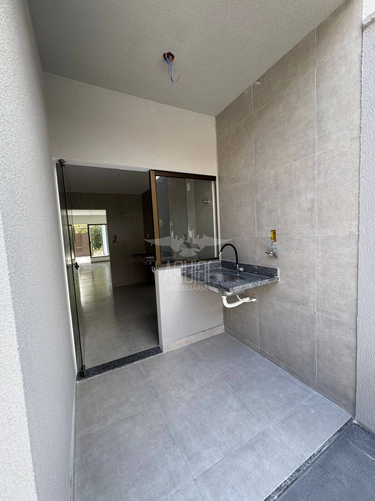 Casa à venda com 2 quartos, 67m² - Foto 15