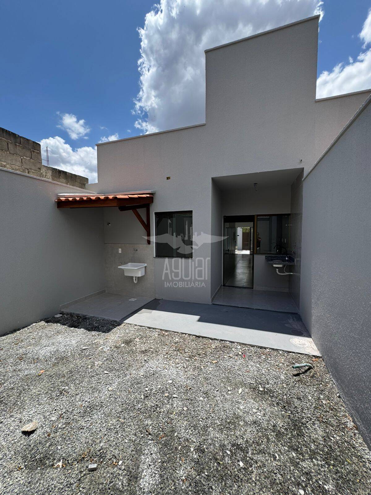 Casa à venda com 2 quartos, 67m² - Foto 19