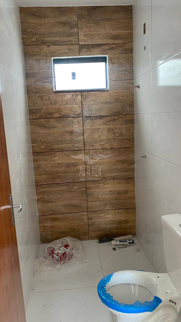 Casa à venda com 2 quartos, 72m² - Foto 7