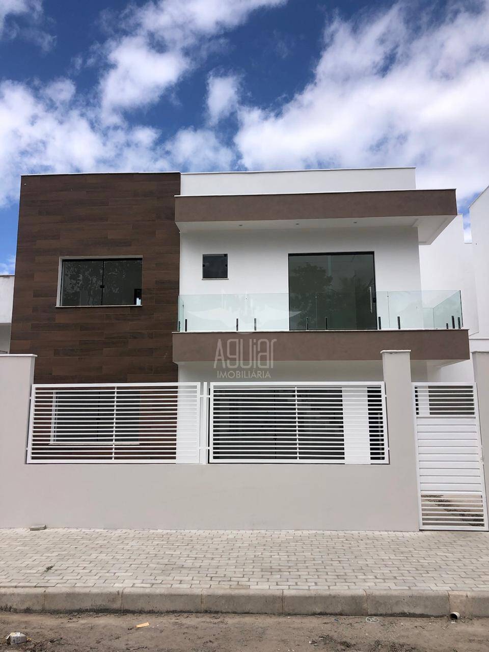 Casa à venda com 3 quartos, 125m² - Foto 2