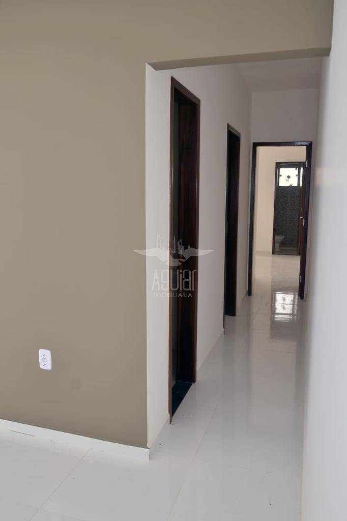 Casa à venda com 2 quartos, 70m² - Foto 18