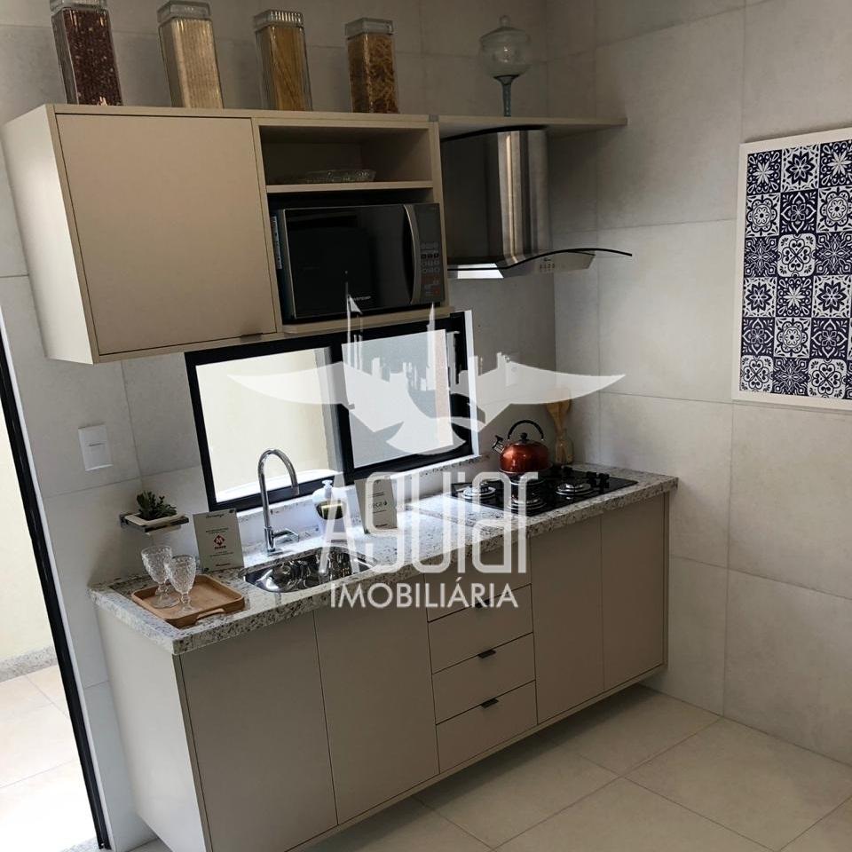 Casa à venda com 3 quartos, 120m² - Foto 4