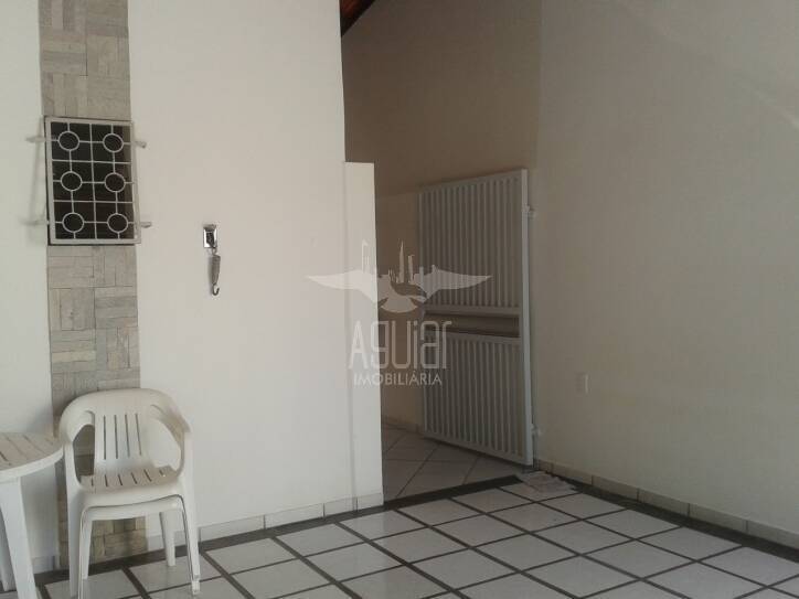 Casa à venda com 3 quartos, 1m² - Foto 12